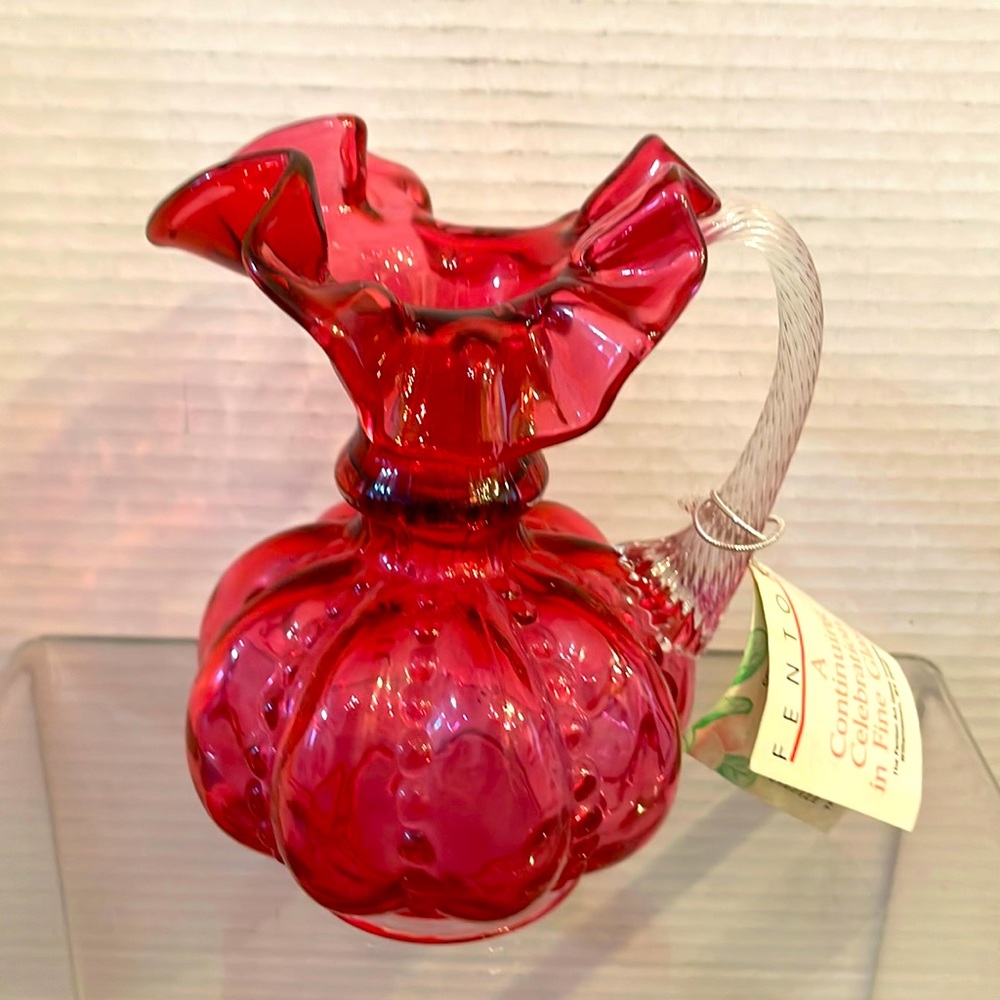 Fenton  Ruffle Quilted Glass Vase